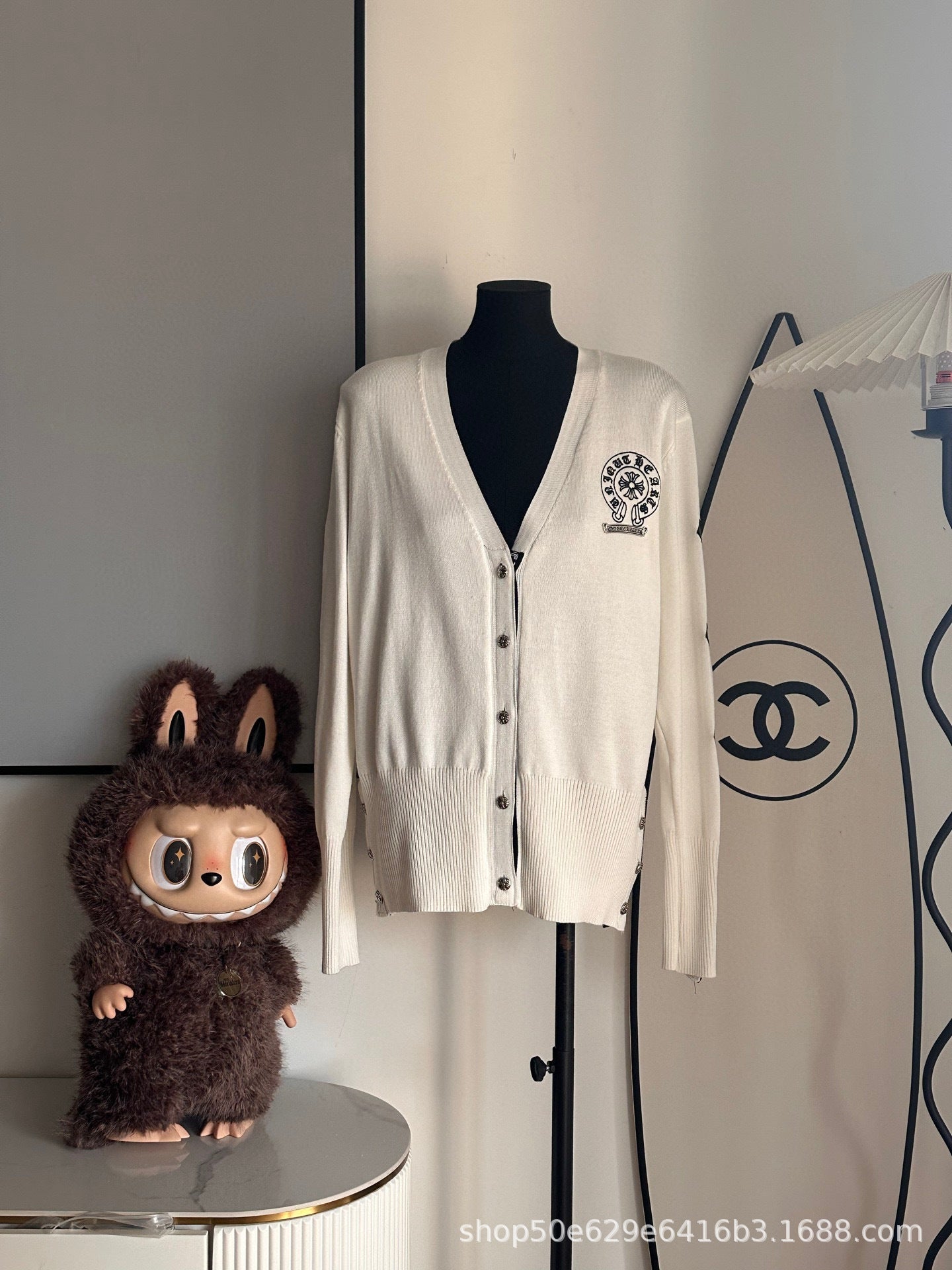 Chrome Hearts Knitted Long-Sleeved Single-Brebreasted V-neck Cardigan Sweater