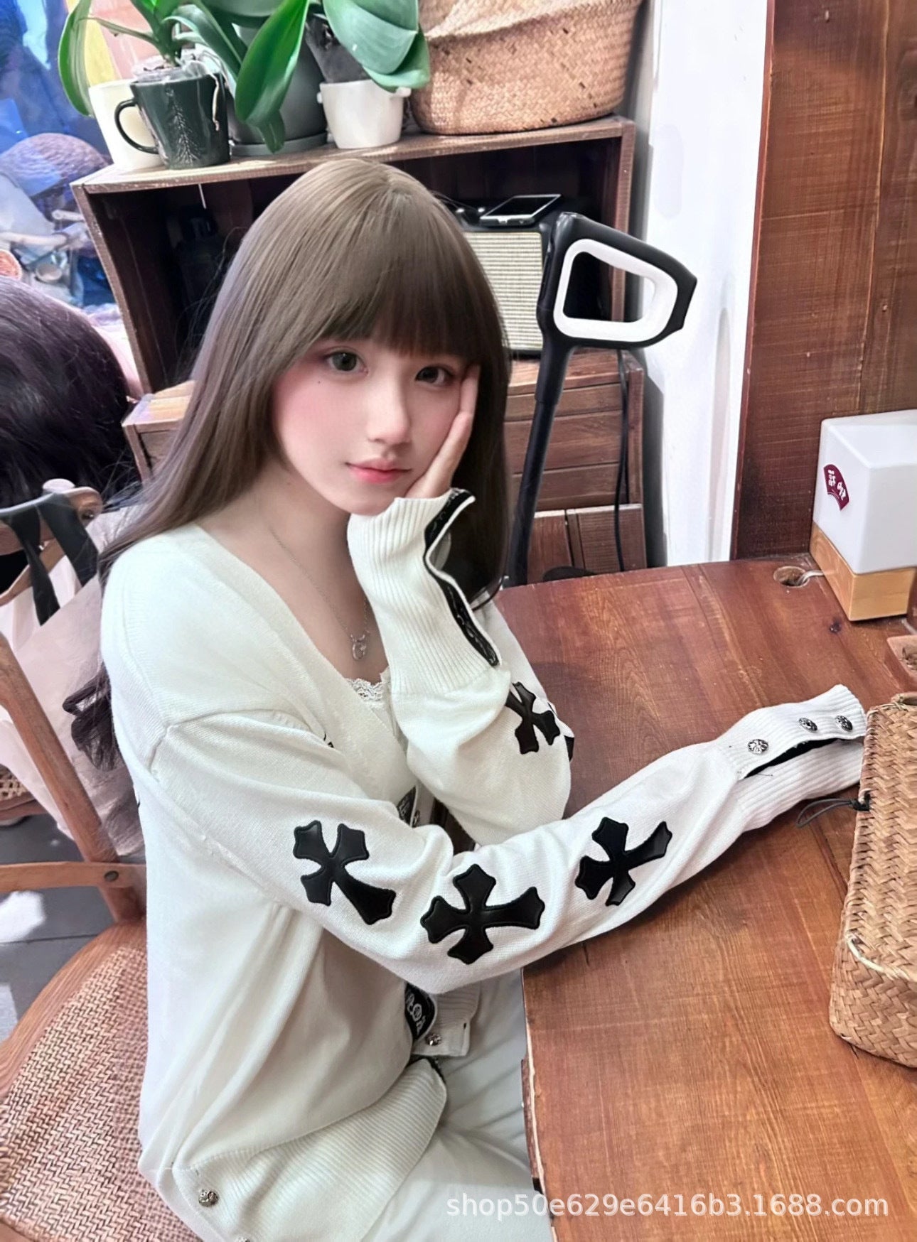Chrome Hearts Knitted Long-Sleeved Single-Brebreasted V-neck Cardigan Sweater