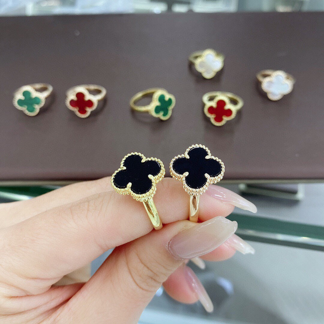 Van Cleef & Arpels Alhambra Clover Ring