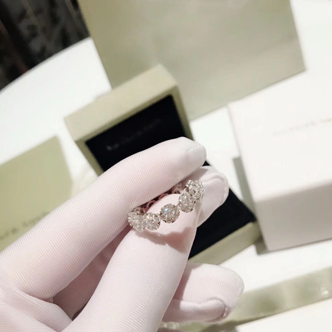 Van Cleef & Arpels Fleurette Floral Eternity Ring
