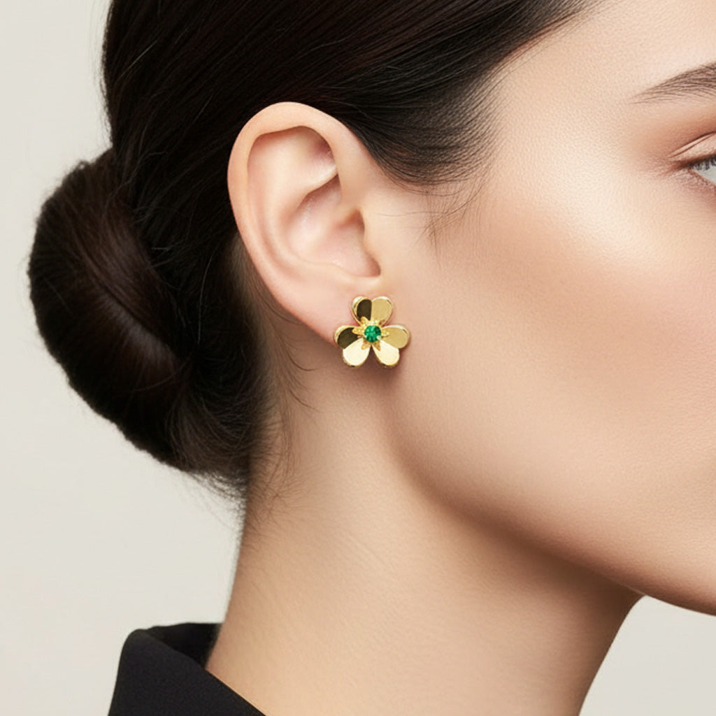 Van Cleef & Arpels Frivole Mini Flower Earrings