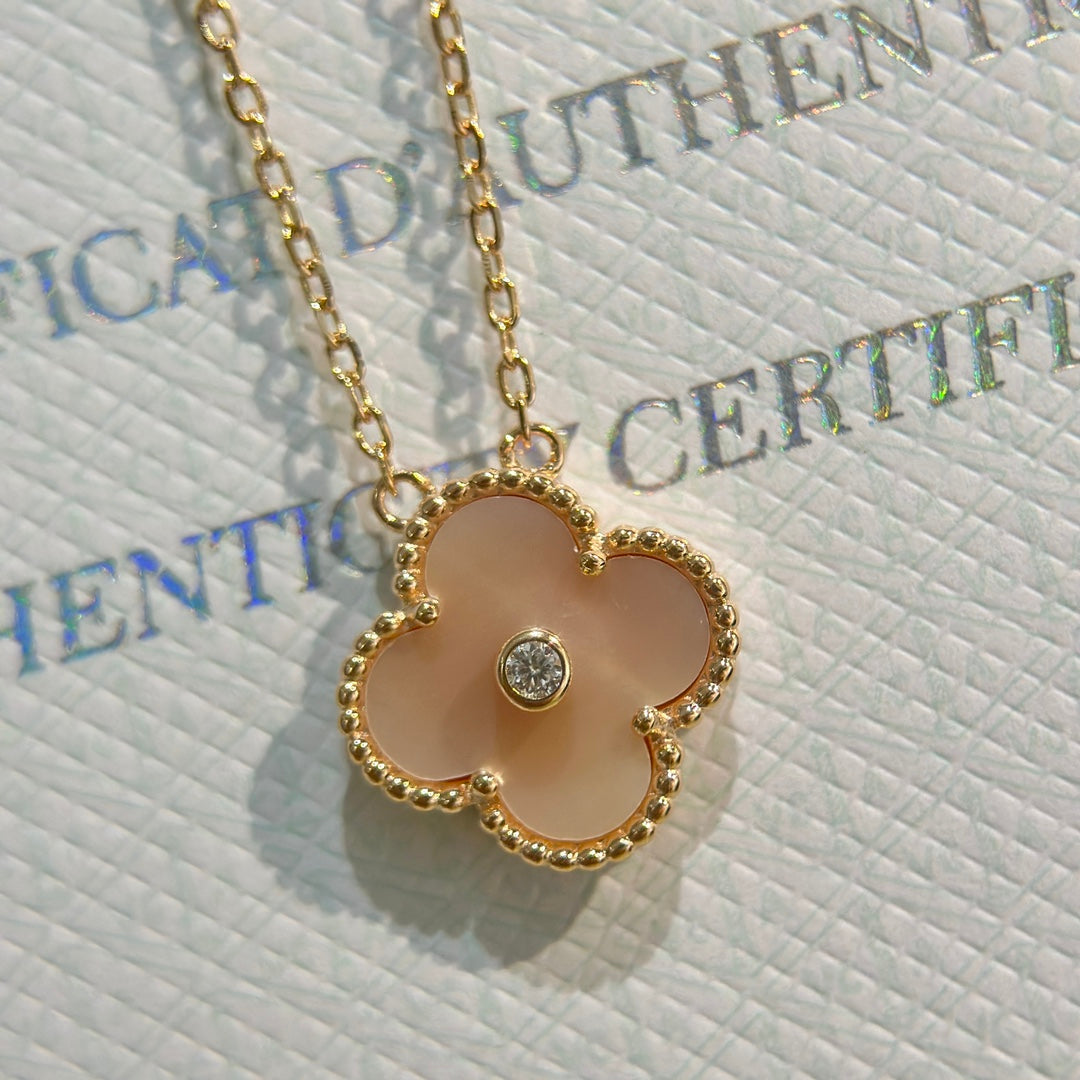 Van Cleef & Arpels Sweet Alhambra Clover Necklace