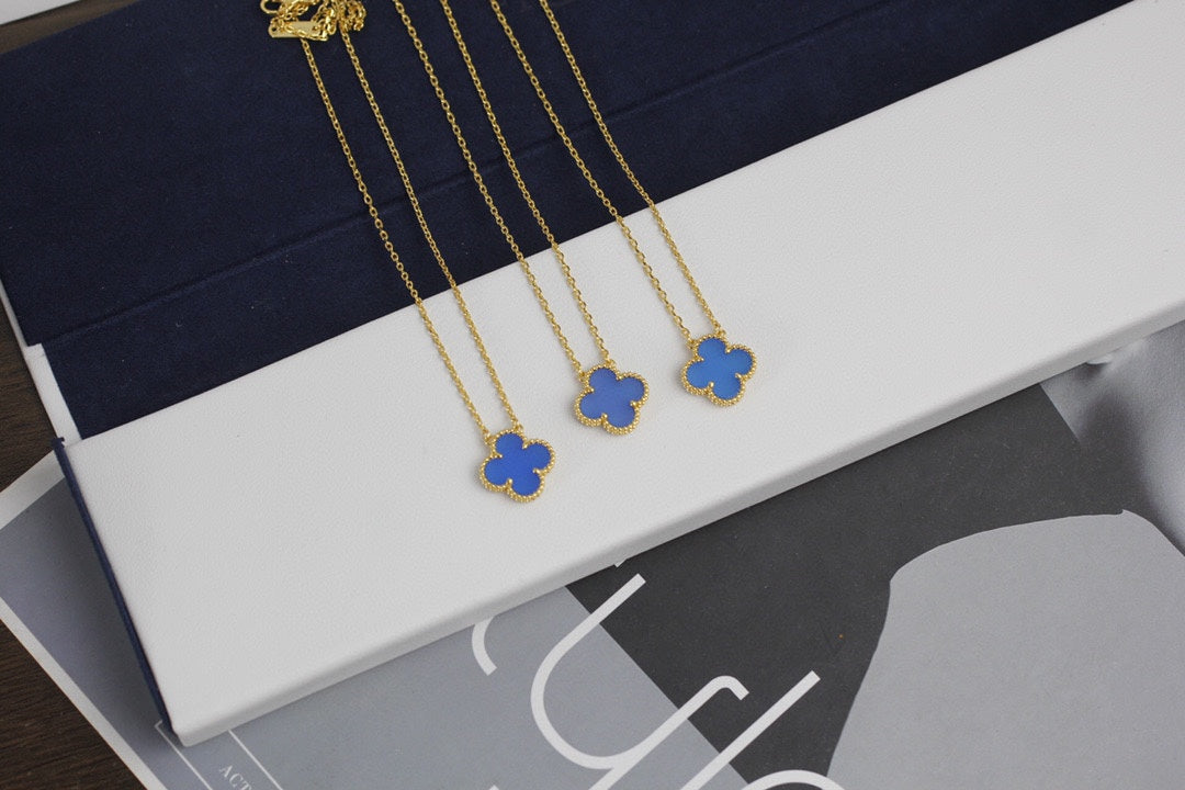 Van Cleef & Arpels Vintage Alhambra Blue Agate Pendant Necklace