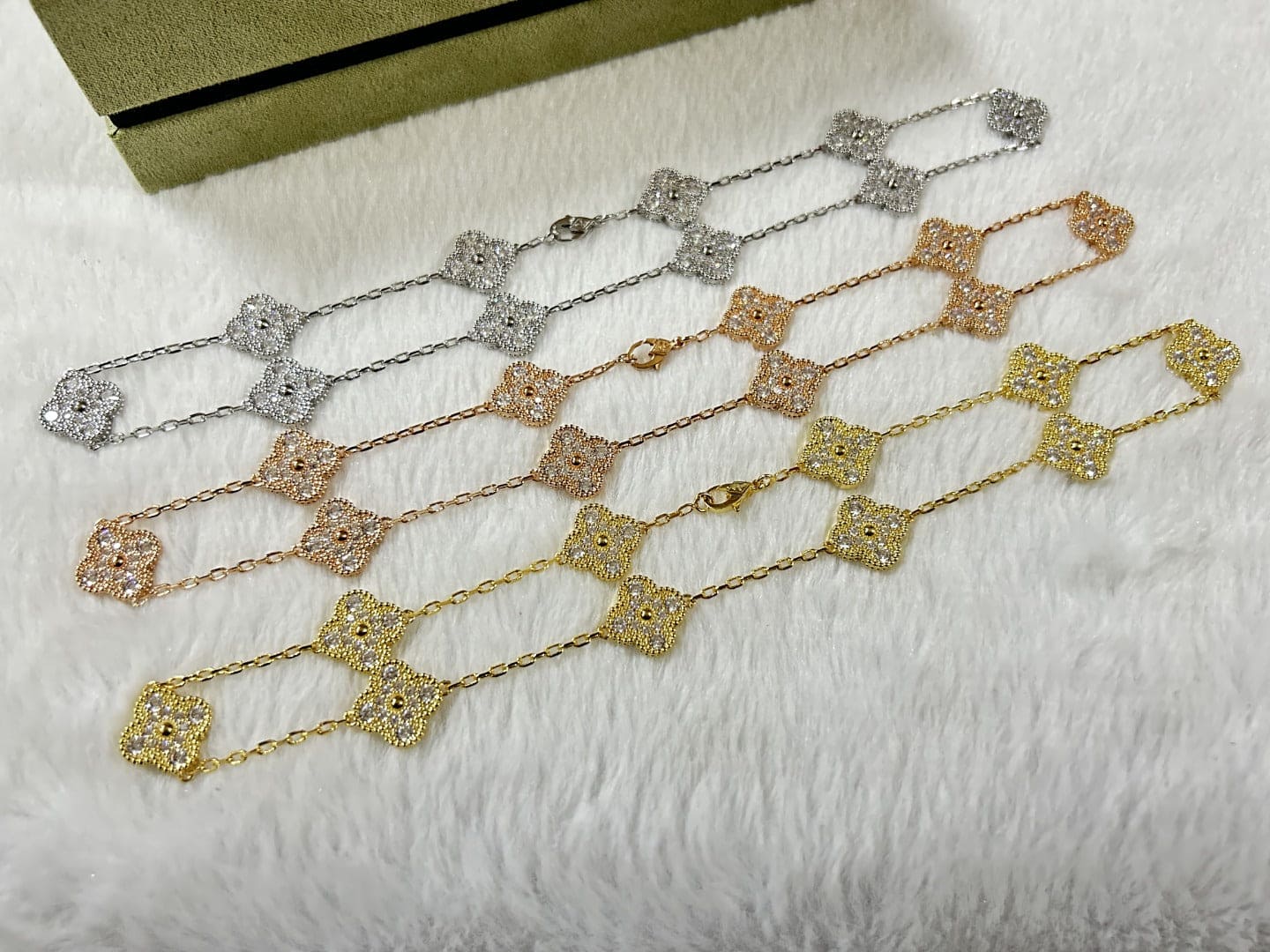 Van Cleef & Arpels Vintage Alhambra 10 Motifs Necklace Design