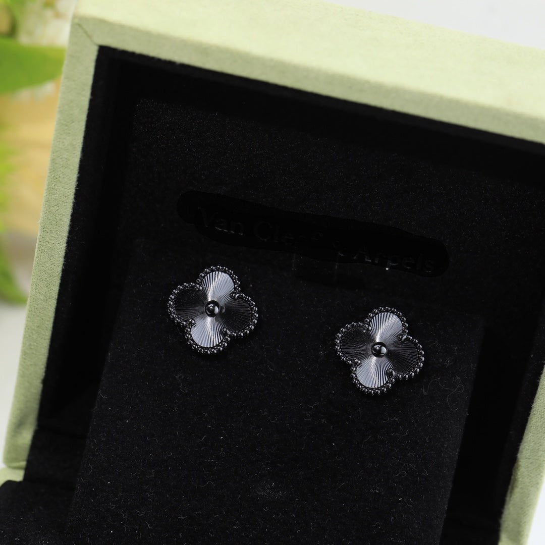 Van Cleef & Arpels Vintage Alhambra Earrings