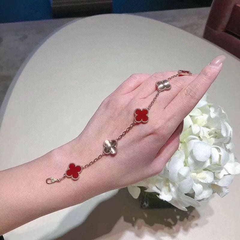 Van Cleef & Arpels Vintage Alhambra Five Motifs Carnelian Clover Bracelet