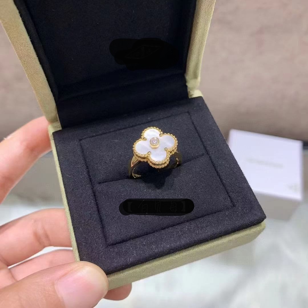 Van Cleef & Arpels Vintage Alhambra Pearl Ring