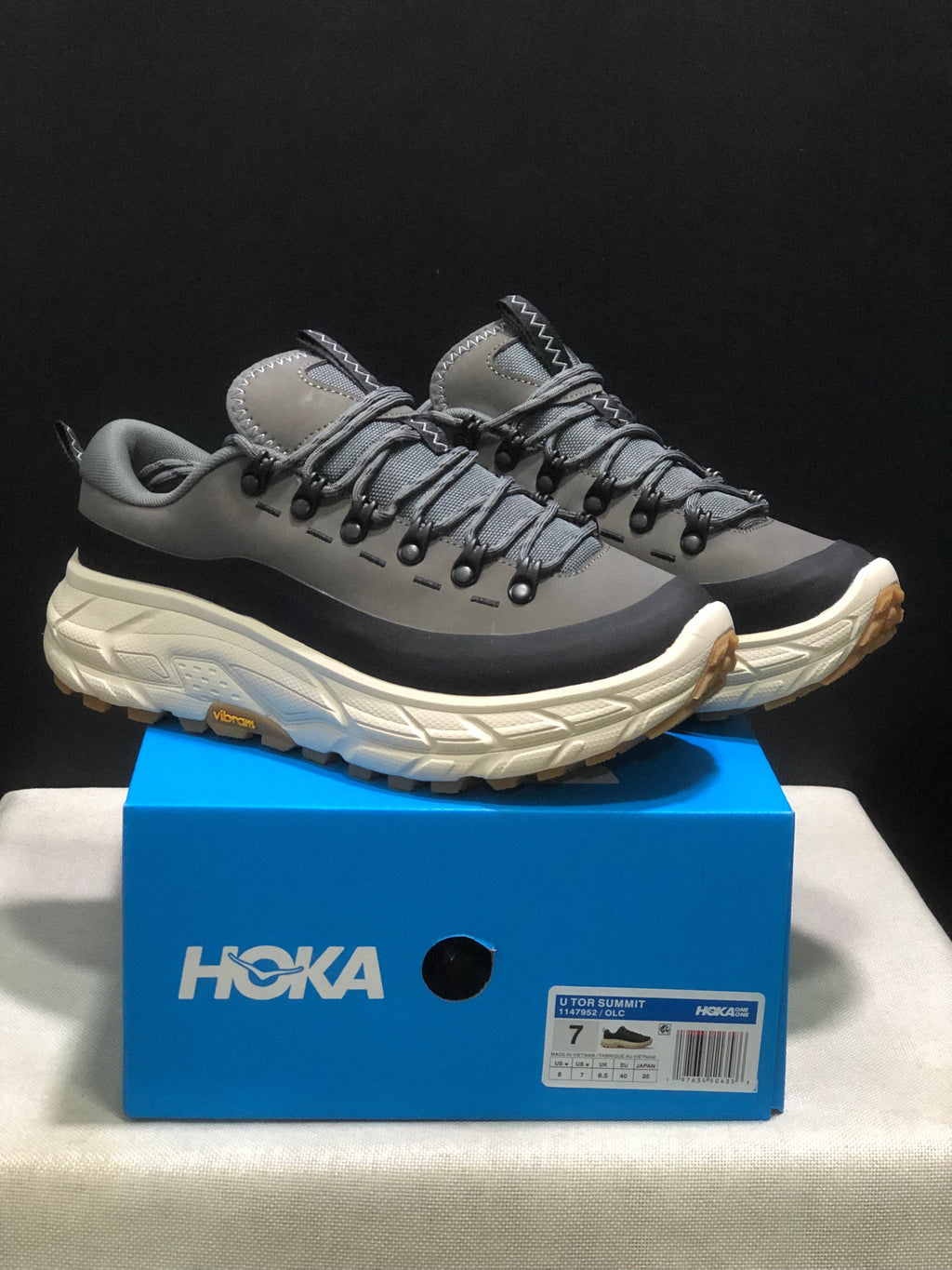 HOKA ONE ONE Tor Summit