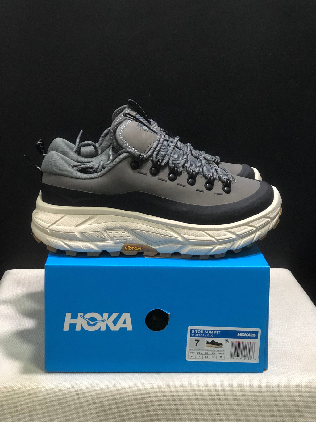 HOKA ONE ONE Tor Summit